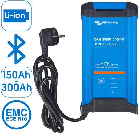 Victron Blue Smart IP22 Acculader 12/30 (3) (1x)