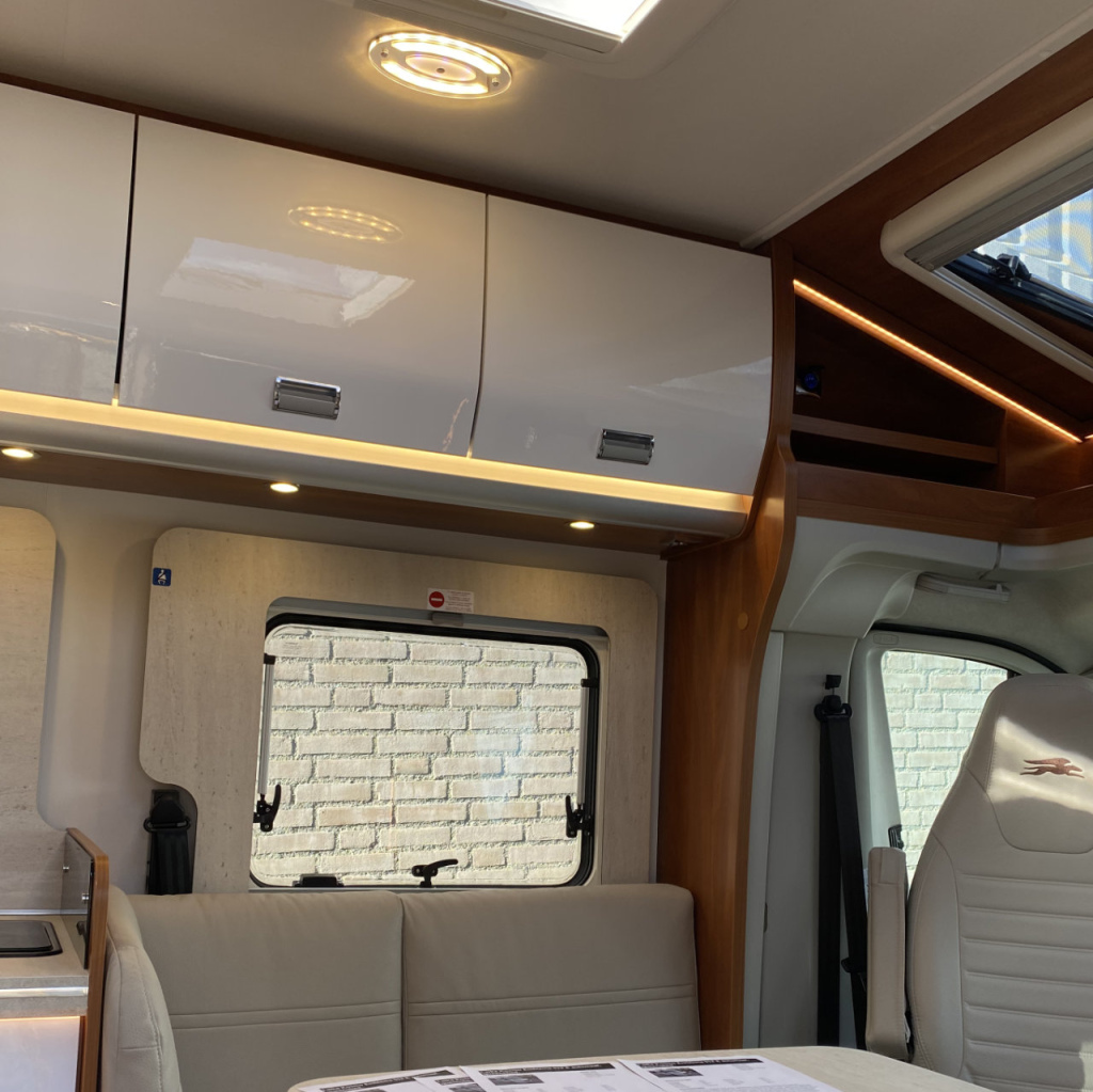 BBAtechniek - Cagliari ovaal 12V 6W 4000K 684lm (1x)