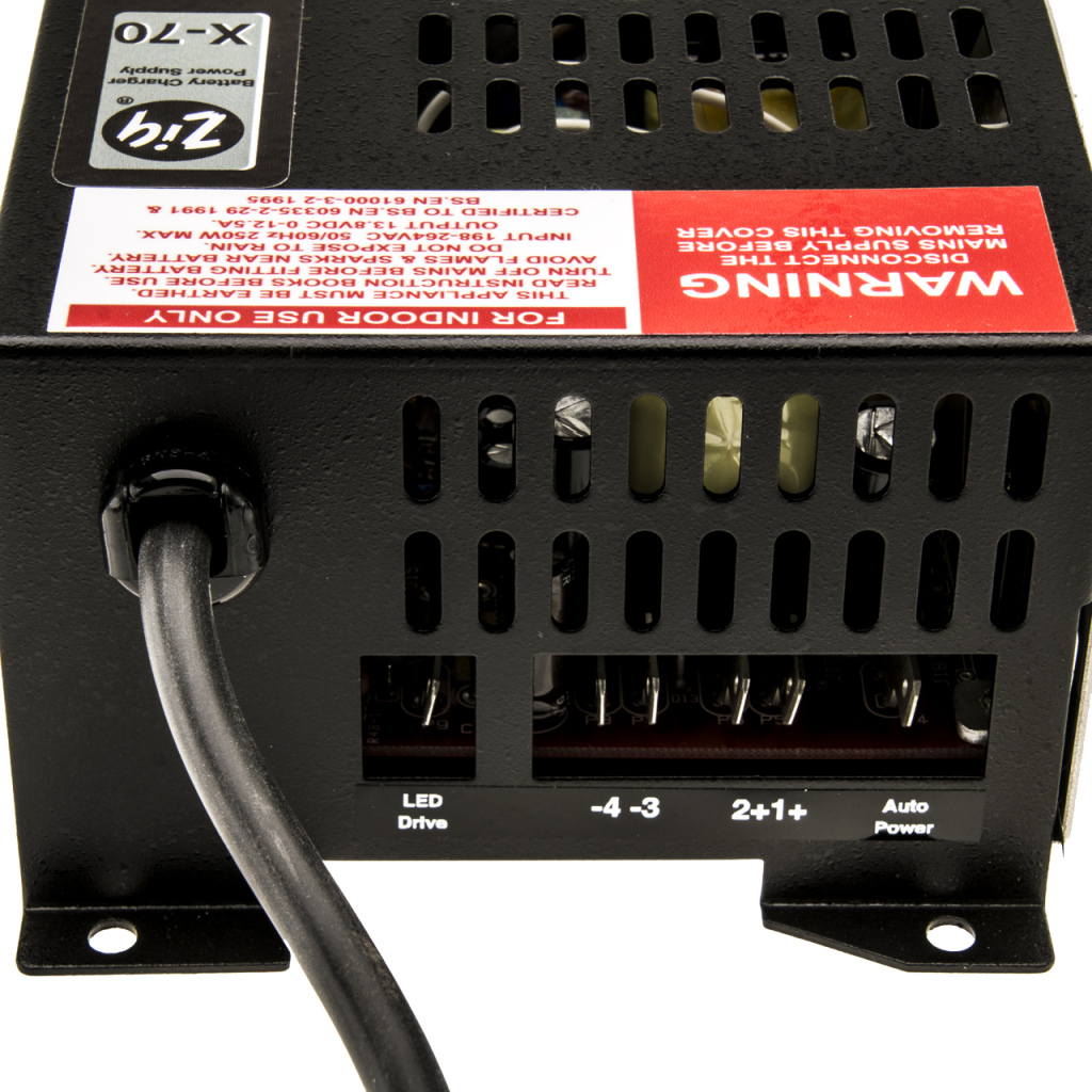 BBAtechniek - ZIG X70 12.5A automatische acculader/omvormer (1x)