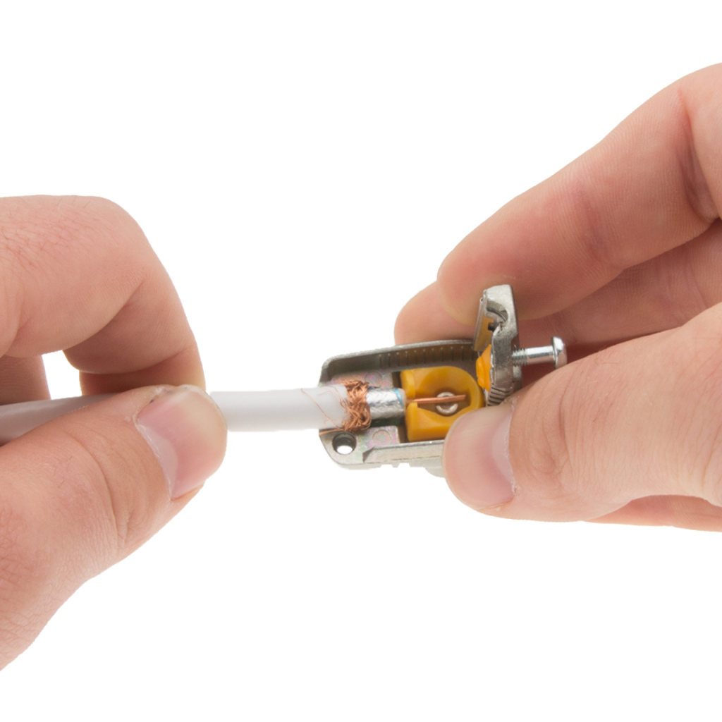 BBAtechniek - HQ IEC-male connector BBA (10x)