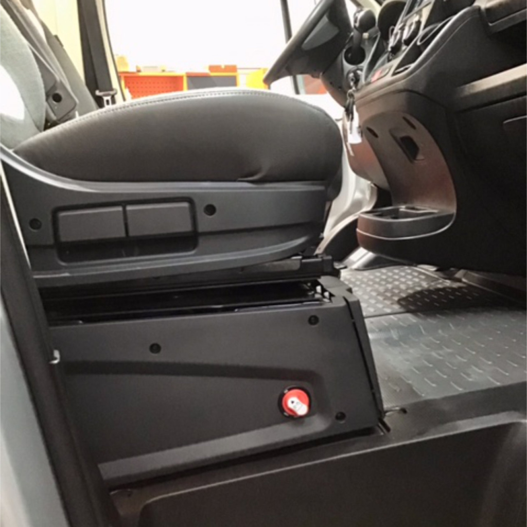 BBAtechniek - Mini Hoofdstroom schakelaar 12V 50 (1x)