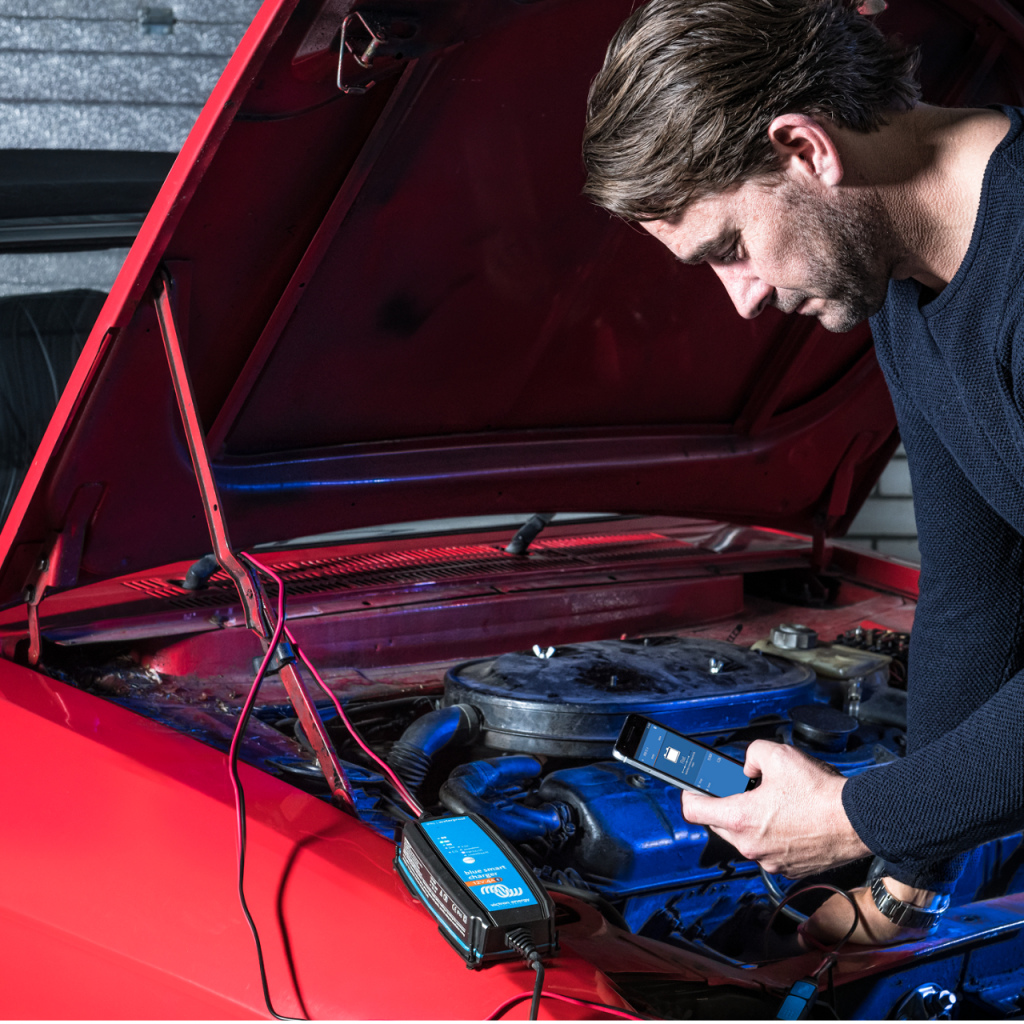 BBAtechniek - Victron Blue Smart IP65 acculader 12/5(1) (1x)