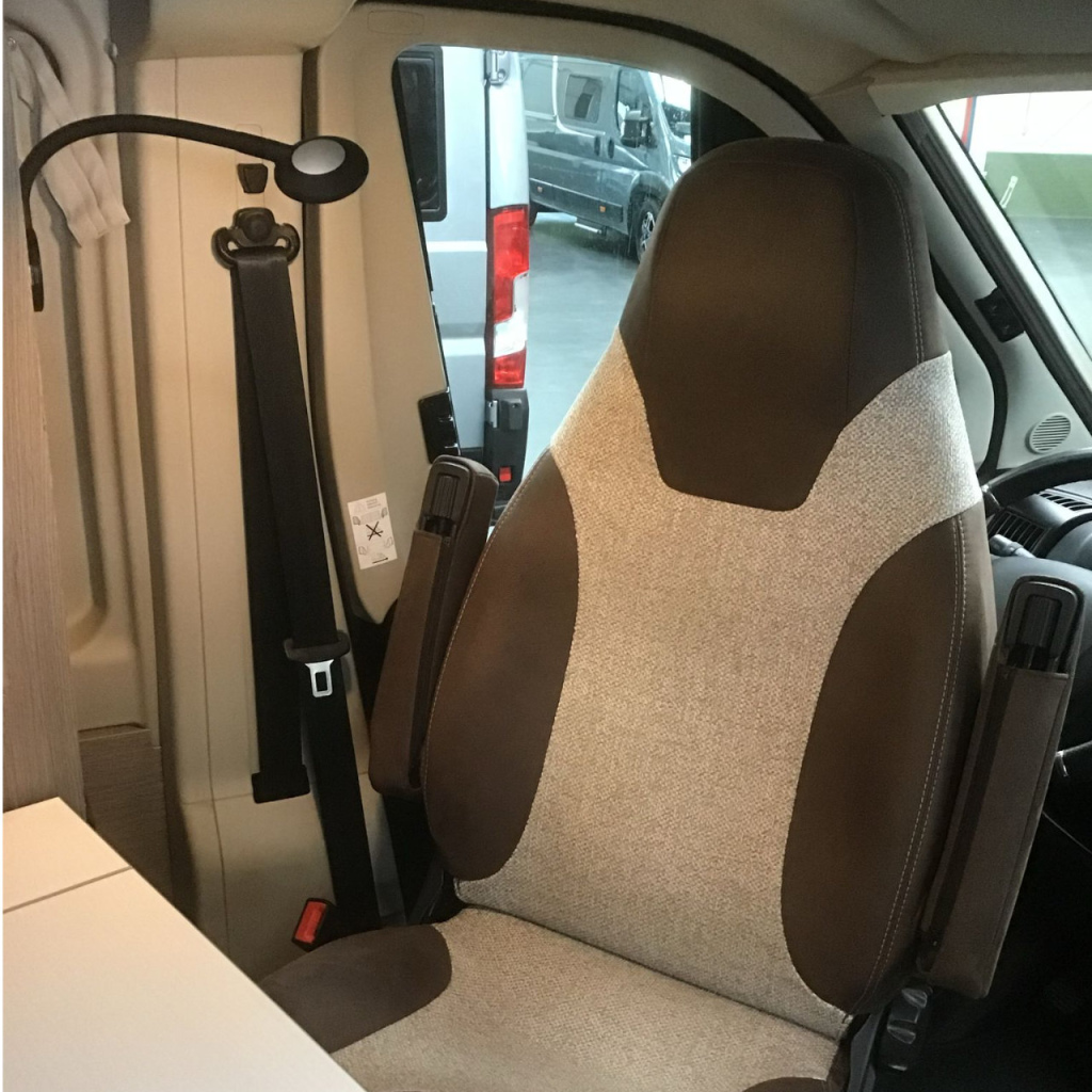 BBAtechniek - Siliconen LED flex 12V 2.1W USB 1A + USB-C 2A (1x)