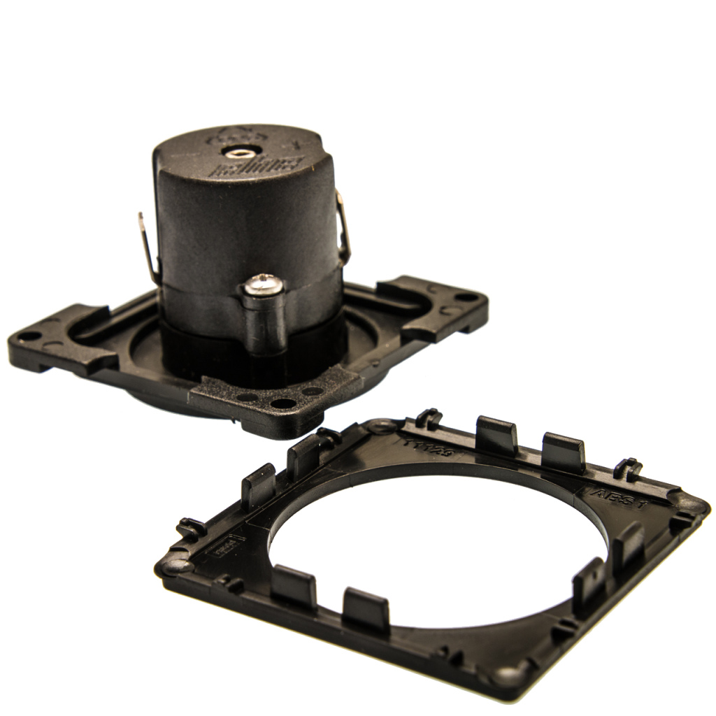 BBAtechniek - 12V 120W contactdoos zwart S20.000 (1x)