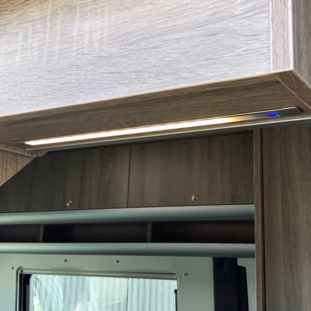 BBAtechniek - Aosta alu LEDstrip 360mm 12V 4.4W 3000K 120lm (1x)